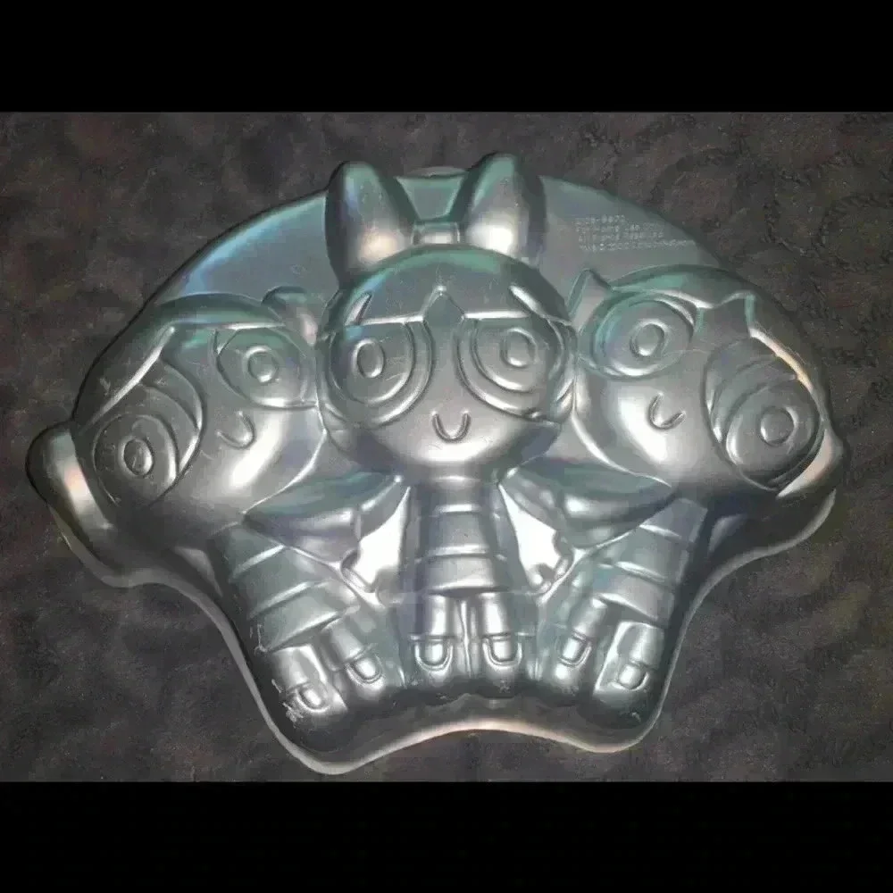 Powder Puff Girls Cake Pan